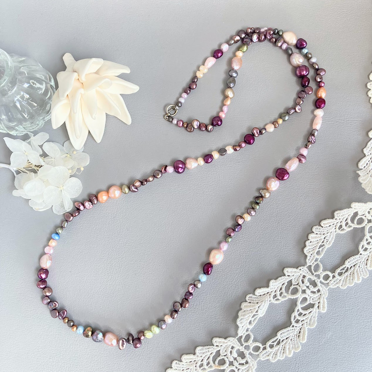 【アマランサス】バロック淡水真珠のロングネックレス