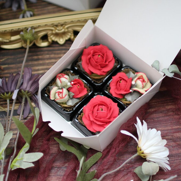 (風呂敷ラッピング)あんフラワークッキー(赤いバラ)４個入り 誕生日プレゼント 和菓子 食べられるお花！ 6枚目の画像