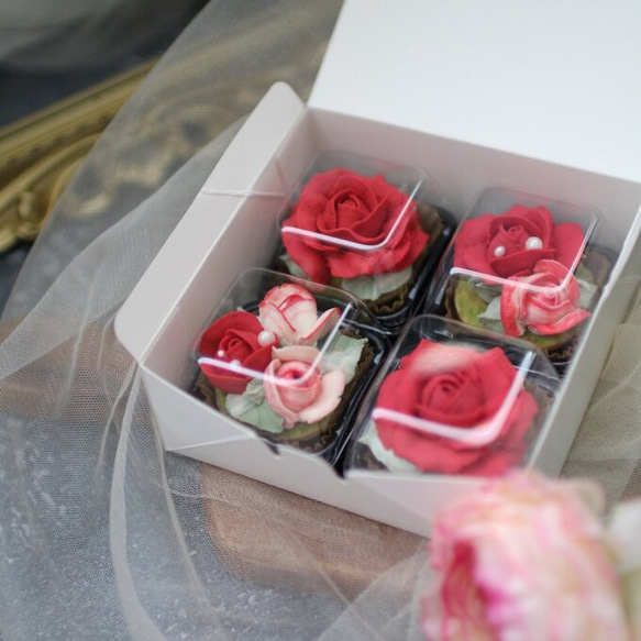 6月5日以降発送(風呂敷ラッピング)あんフラワークッキー(赤いバラ)　４個入り 和菓子贈り物　食べられるお花！あ 2枚目の画像