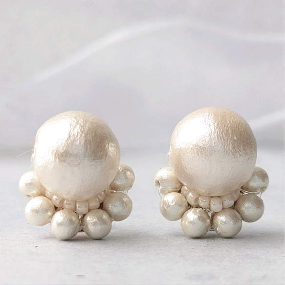539】コットンパールのひと粒ピアス／イヤリング