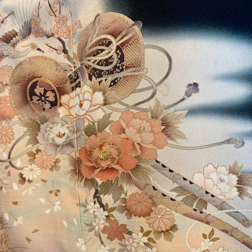 留袖リメイクワンピース❣️ 花刺繍 着丈118 新作＊黒留袖(名入り)の着物