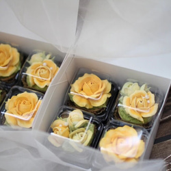 (風呂敷ラッピング)あんフラワークッキー(黄色のバラ)　４個入　卒業式 　入学式　和菓子食べられるお花！あんこの 8枚目の画像