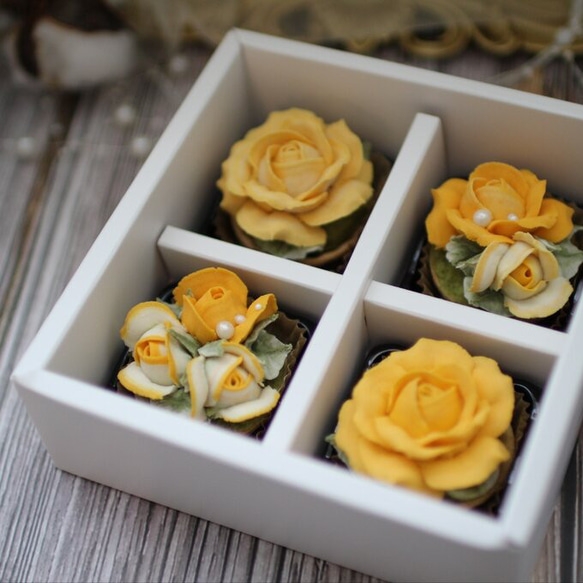(風呂敷ラッピング)あんフラワークッキー(黄色のバラ)４個入 誕生日プレゼント　食べられるお花！ 1枚目の画像