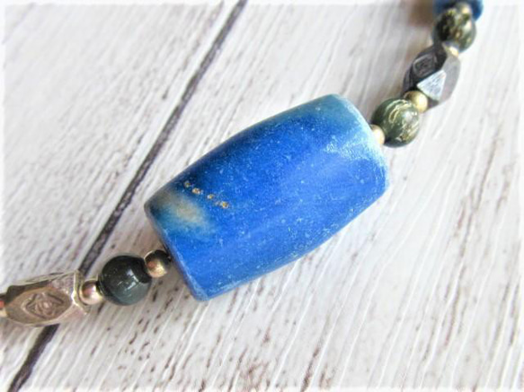 【B35】　ネックレス　エジプト調　ラピス　ブルータイガーアイ　銀細工　虎目石　天然石　天然石ビーズアクセサリー 6枚目の画像
