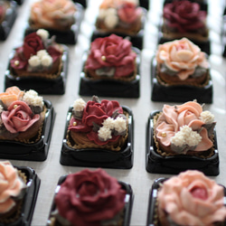 (風呂敷ラッピング)ビンテージ風あんフラワークッキー9個入り  誕生日プレゼント あんこのお花！ 6枚目の画像