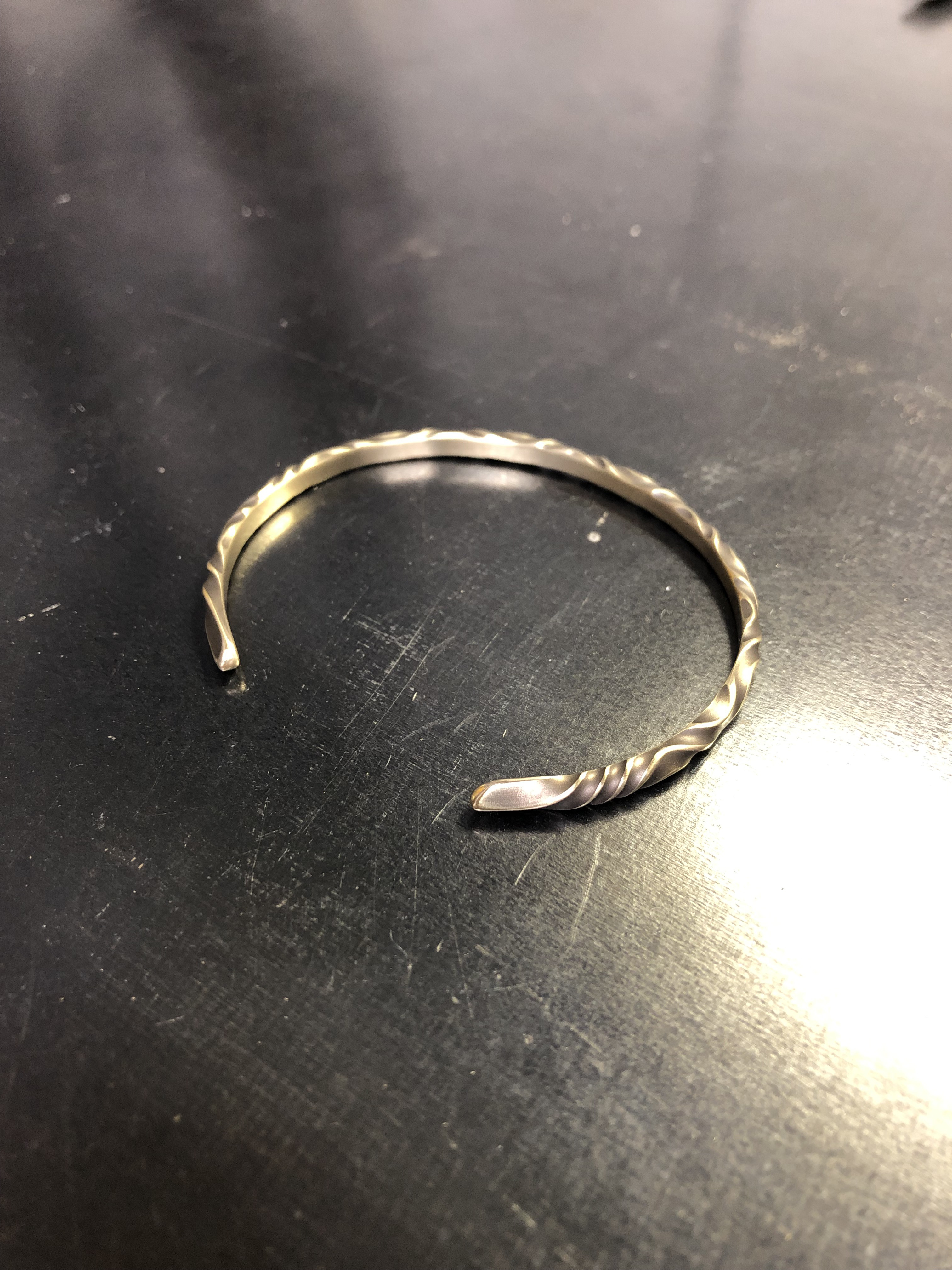 brass curved pattern bangle  black バングル ブレスレット　受注生産品