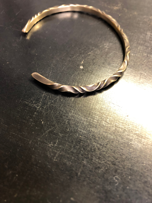 brass wave twist bangle  black バングル ブレスレット 6枚目の画像