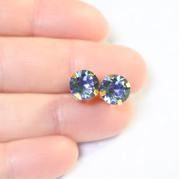 施華洛世奇稀有顏色水鑽耳環（8 毫米，海藍寶石 Vitrail 燈，鈦柱） 第4張的照片
