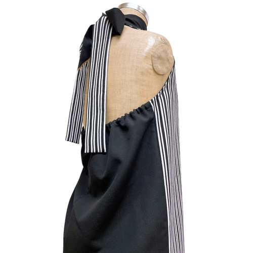 リメイクデニム 襟付きホルターネックワンピ デニムブルー ボタン付き