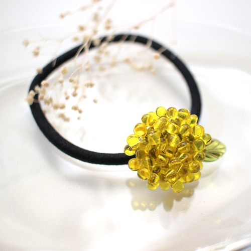 ミモザヘアゴム ハンドメイド レジンの通販 by あとりえkirara