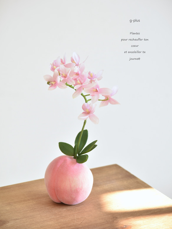 ピーチ＋オーキッド！？ 桃と蘭(ライトピンク)　アーティフィシャルフラワー　咲き続けるフラワーインテリア 1枚目の画像