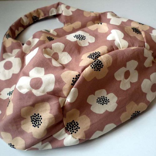 ハンドメイド　シンプルころりんバッグ ころりんバッグ Lサイズ ショルダー トートバッグ ランダムドット 軽い