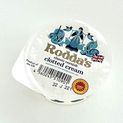 イギリスから輸入の本場クロテットクリーム「Rodda's28g」大好きなスコーンに少量サイズの本場の味を！ 1枚目の画像