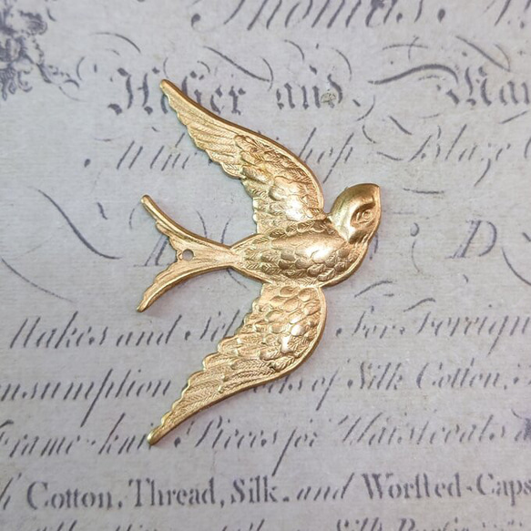 レア✨ アンティーク 真鍮 幸せを呼ぶツバメ 燕 ツバメ ブローチ