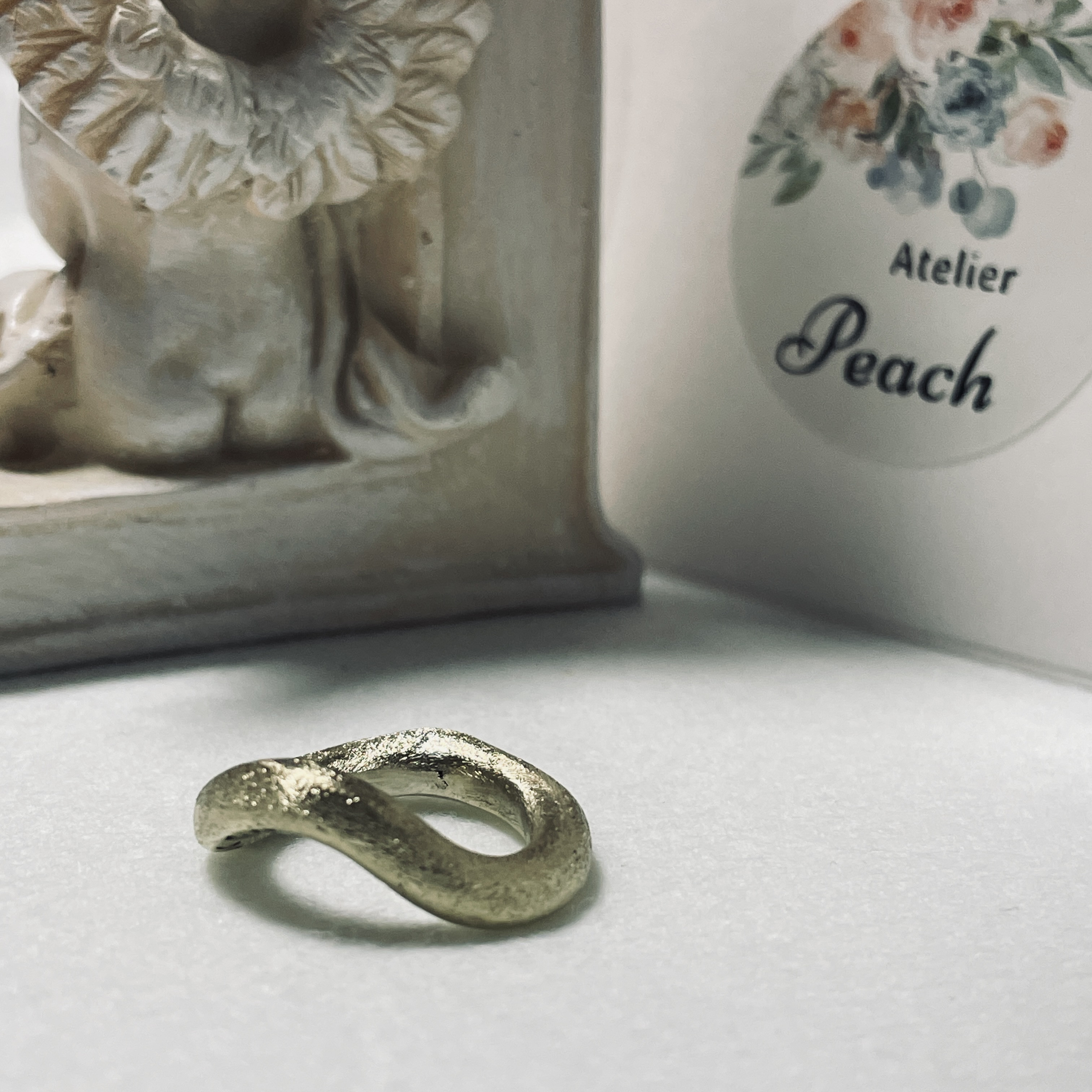 CORAL RING 太 ウェーブリング ゴールド 黒海 珊瑚 コーラルリング バルカンスタイル by Peach