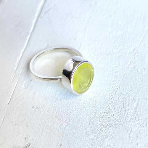 レトロ シルバーリング 天然石 イエローセルカドニー 11号 爽やかレモンイエロー天然石！】プレーナイト（プレナイト