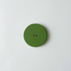 (ワケありな逸品)30mm二つ穴ボタン マーブル模様 ポリマークレイ 残り緑色のみ 飾りボタン 留め具 洗濯できる 3枚目の画像