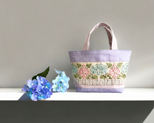 刺繍が凄すぎる♡レア♡ヴィンテージ♡TYLIEMALIBU♡BIGトート♡ BAILA5月号特別付録】バイラ史上最大サイズ！ スヌーピー♡キャンバス