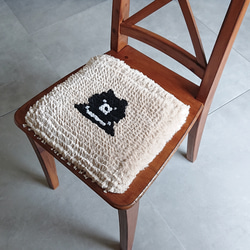 手織りの椅子敷き 3枚目の画像