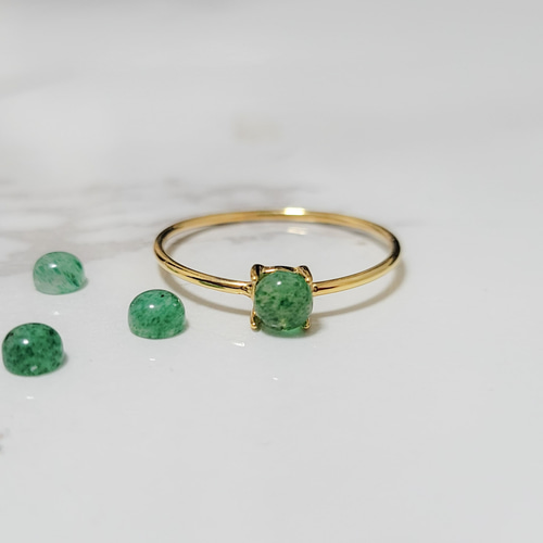 龍型（グリーンアベンチュリン） 19.57ct Natural Pine Green Aventurine, Oval, Translucent