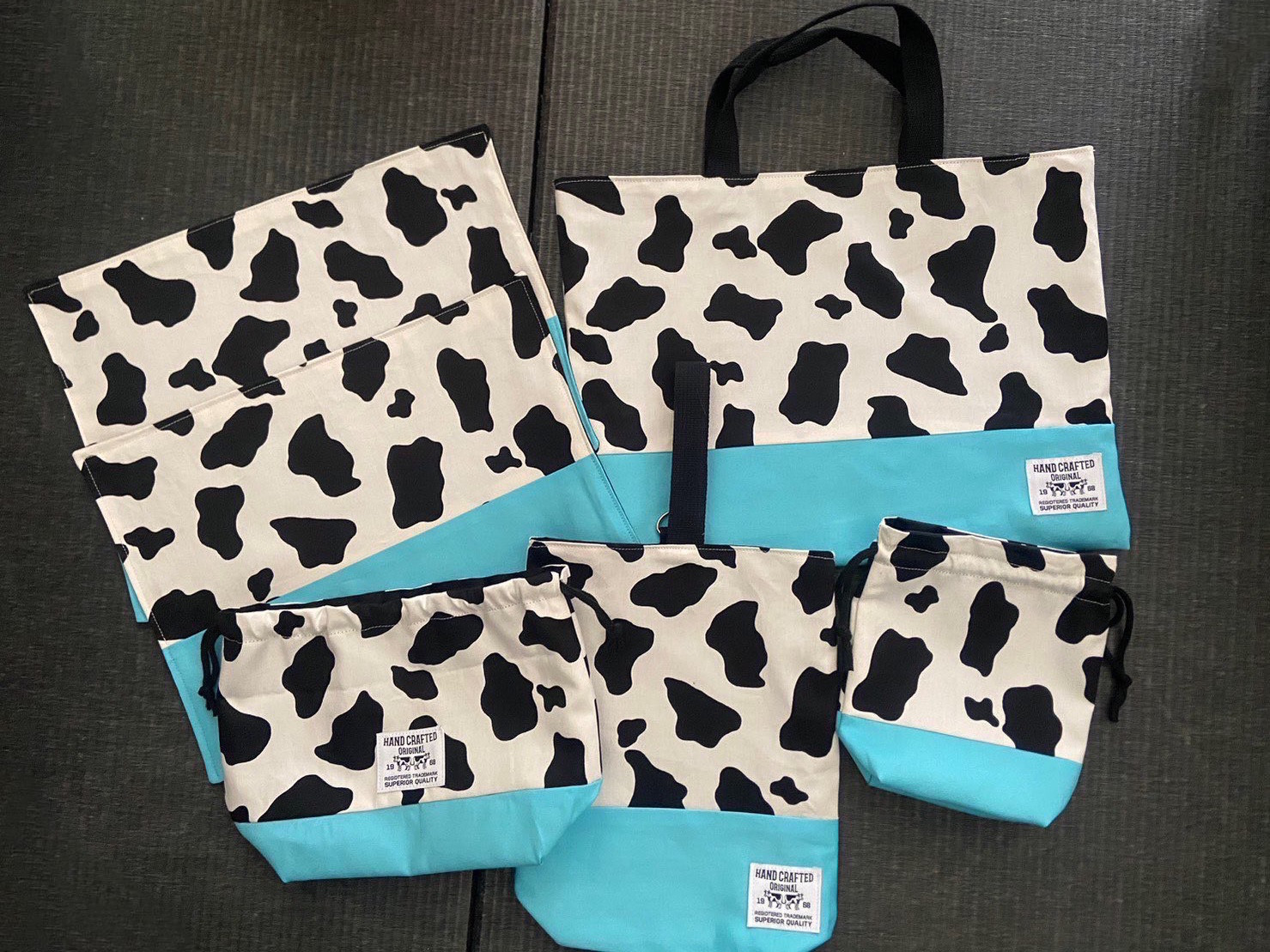 入園グッズ　入園入学　アニマル柄　牛　シンプル　オーダー可能　単品可能　セット可能　サイズ変更可能　色変更可能 196,970円