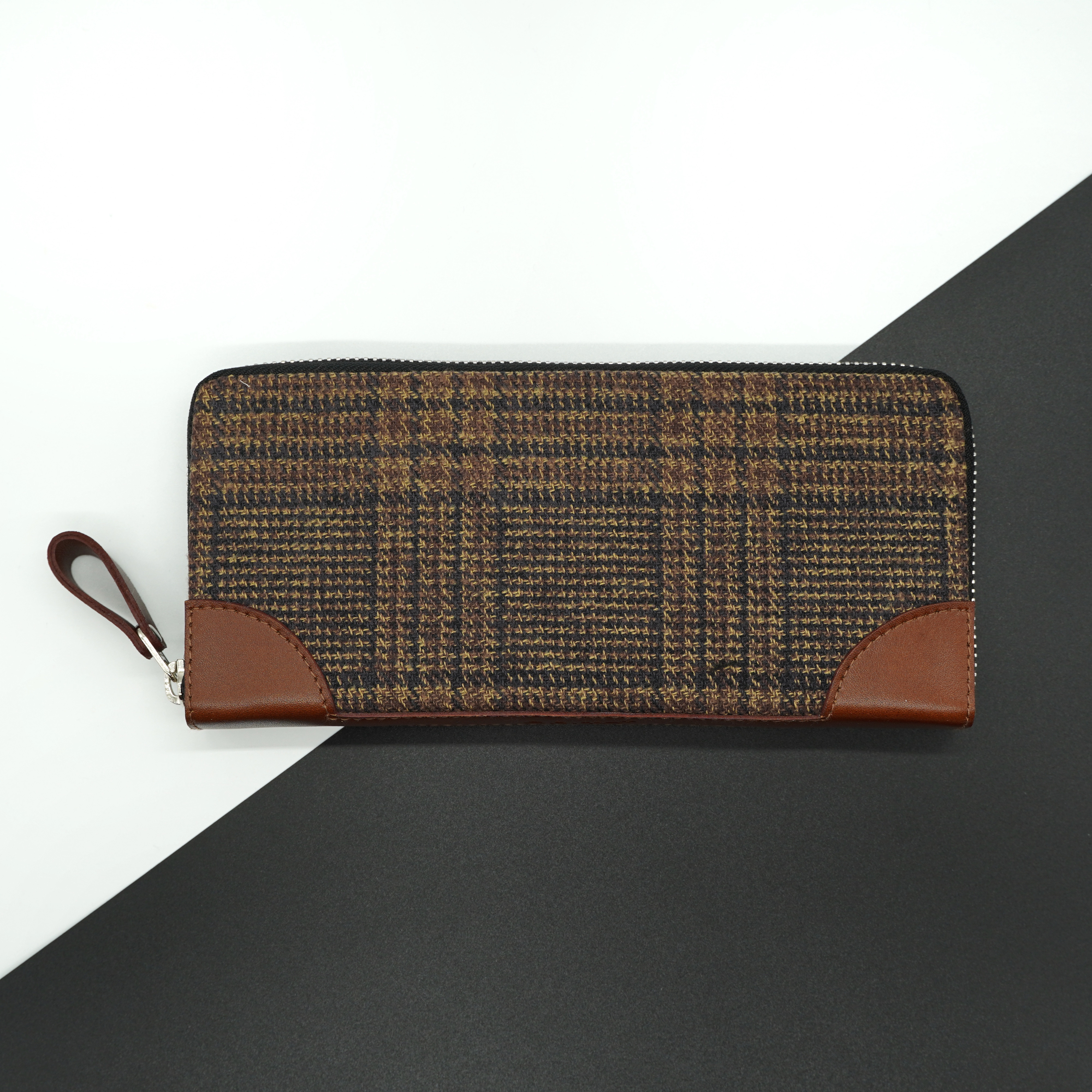 驚くほど手に馴染むラウンドファスナー長財布　播州織【送料無料】