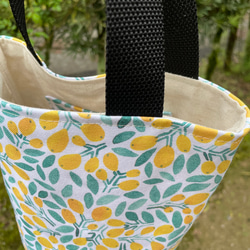 かわいい木の実の編みかごバック(手編みトートバック) 3枚目の画像