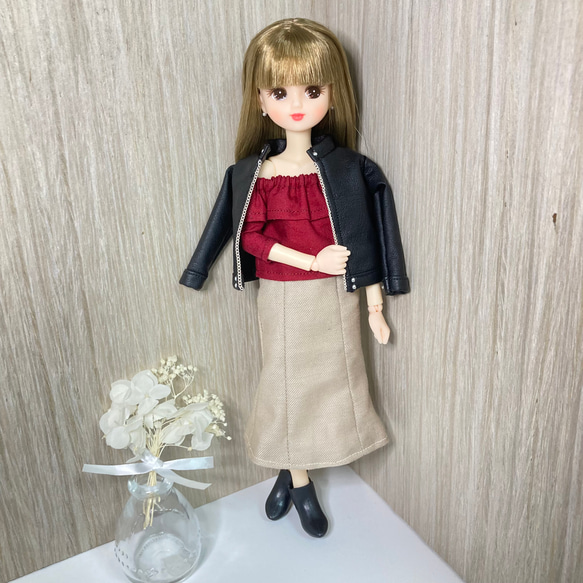 リカちゃん服　3点セット　ジャケット・トップス・スカート 3枚目の画像