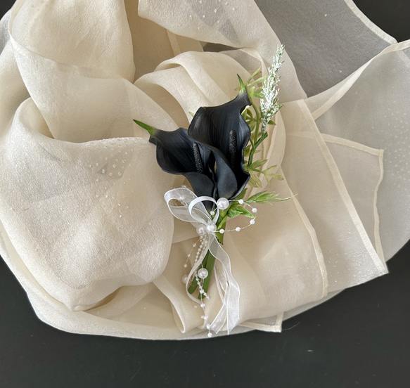 フォーマル･結婚式･入学卒業式 ブラックカラーのコサージュ 4枚目の画像