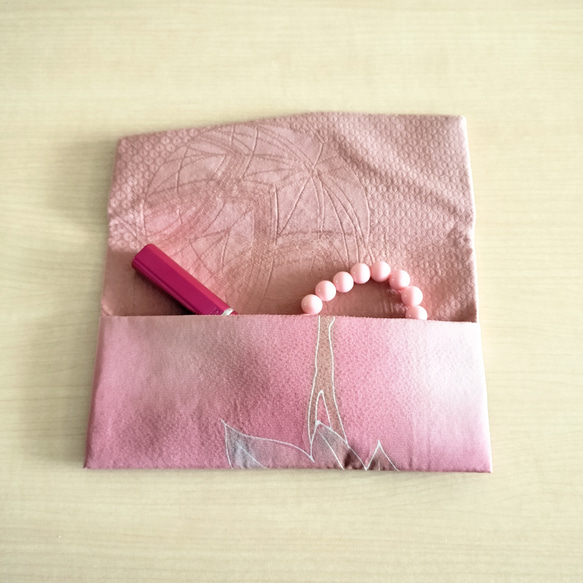 【着物リメイク袱紗】 ピンク グラデーション 釦柄 てまり模様 通帳入れ 小物入れ ご祝儀袋入れ 厚手接着芯 8枚目の画像