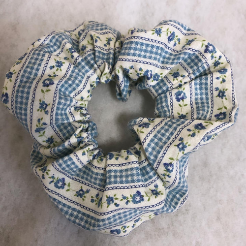 花柄シュシュ シュシュ pupu 通販 17195074｜Creema(クリーマ)