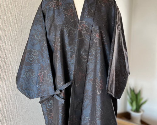 泥染大島紬 作務衣 着物リメイク 商標有付き 可憐花柄 大人女子