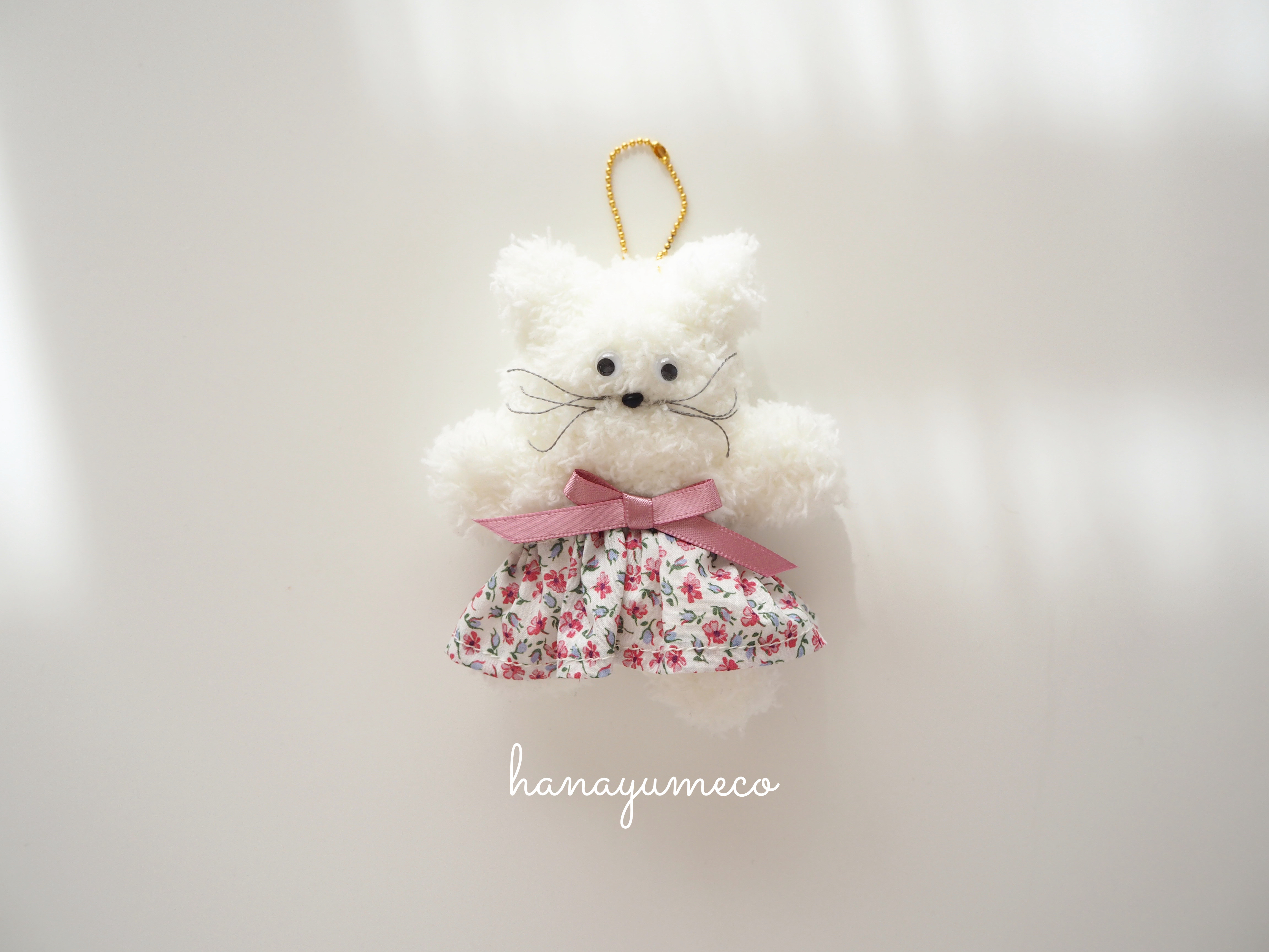 16cm 【クリームソーダ♡しろねこ】おすわりぬい服 【バッグチャーム付き】