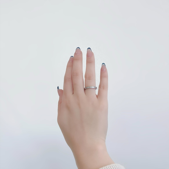 滋潤閃亮雙線戒指不鏽鋼配對結婚戒指結婚戒指刻有誕生石 第7張的照片