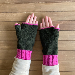 送料無料♪⑧エスニック ネパール ウール手編み 指なし手袋 ハンドウォーマー グローブ アニマルパッチ 動物柄 フクロウ 10枚目の画像