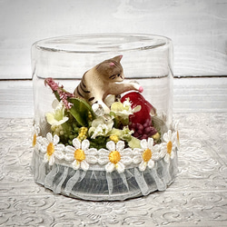 ミニドーム　猫とお花のインテリア (キジトラ) /雑貨・置物 3枚目の画像