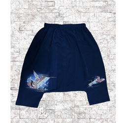 着物リメイク羽織で作ったハーレムパンツ・フリーサイズ・　お洒落パンツ　個性を引き出す和柄入　ユニセックス 3枚目の画像