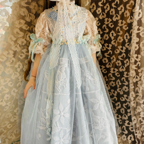 創作球体関節ビスクドール人形 栗色の髪の水色のアンティーク調ロング