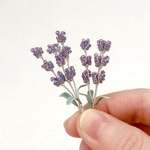 ラベンダーの花束イヤリング 3枚目の画像