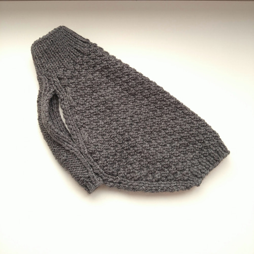 犬服 ハンドメイド セーター 手編み チャコールグレー H ペット