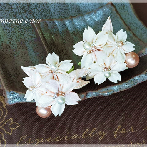 ⚜ 【特別ご注文】正絹髪飾り 桜づくし つまみ細工髪飾り / 薄