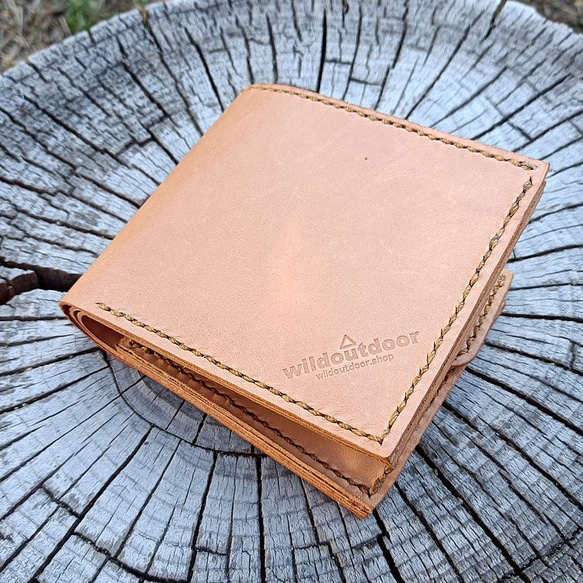 本革 二つ折り財布 ウォレットロープ用ハトメ穴付き ヌメ革 Bi-fold wallet 3枚目の画像