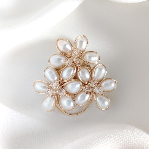 淡水パール 桜ブローチ（ホワイト）｜卒業式 入学式 フォーマル