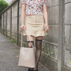 Stretch Mermaid Mini Skirt (beige) ミニスカート ベージュ 薄茶 ガーリー 6枚目の画像