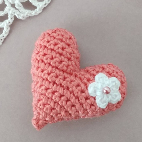 ぷっくり可愛い❤️ハートの編みぐるみ＊ピンク・水色・ベージュ＊3個