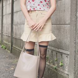 Tulip Puff Sleeve Tops（beige） ニットトップス ベージュ 薄茶 ガーリー 3枚目の画像