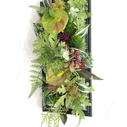 グリーンフレーム　縦長　黒　フラワー　アレンジメント　フレーム　リース　多肉　植物　ギフト　インテリア　グリーン　造花 3枚目の画像