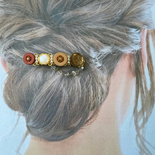 ボタン バレッタ ヘアアクセサリー ハンドメイド 花柄 ゴールド