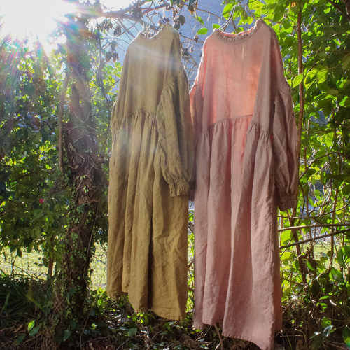 Olivia / 桜鼠色 草木染め/リネンワンピース ワンピース ISTIST