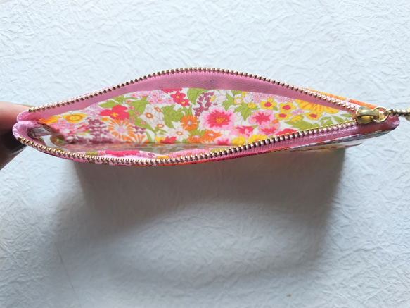小鉛筆盒眼鏡盒透明袋瑪格麗特安妮自由層壓板♡盛夏花園裡的花朵盛開 第6張的照片